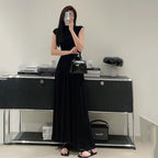 ノースリーブ黒Tシャツ＆ロングドレープスカートセットアップけだるい風