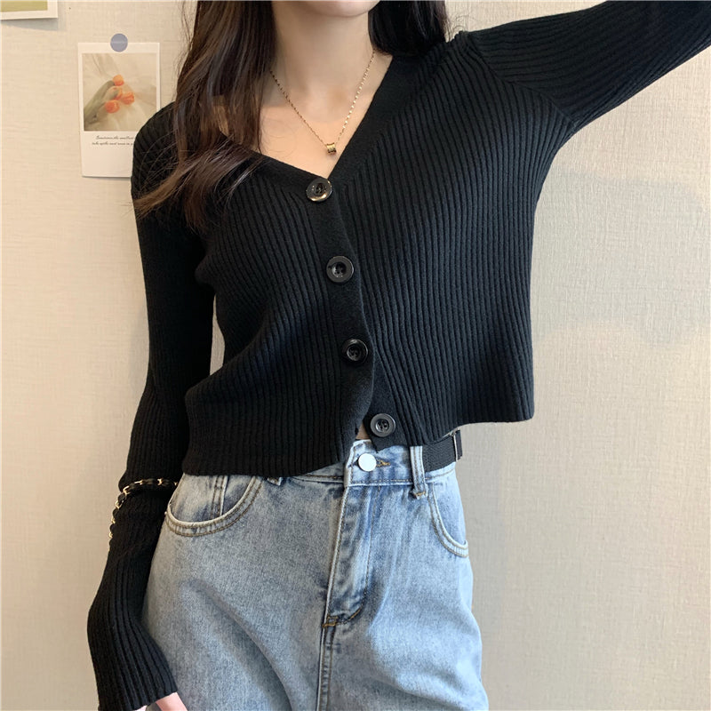 シンプルニットカーディガン着回し春コーデ
