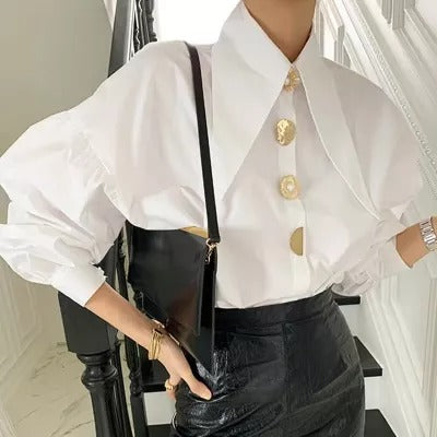 デザインボタンホワイトシャツトップスコーデしやすい