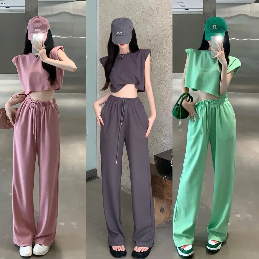 フレンチ袖ショートタイプトップス＆カジュアルパンツセットアップ