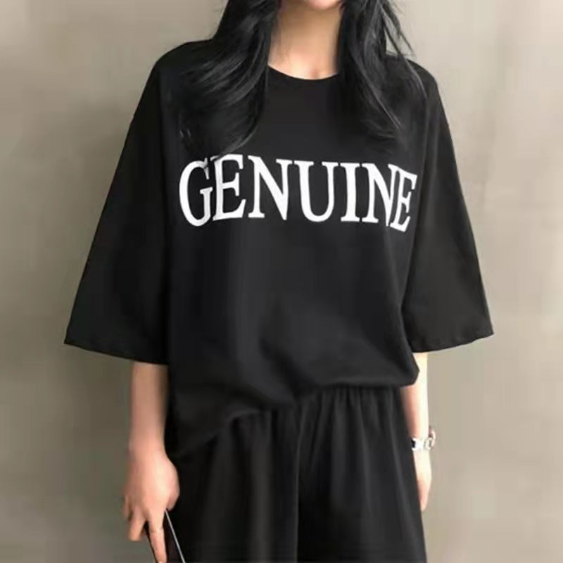 字母プリントゆったり合わせやすいTシャツ＆無地ゆったりワイドレッグパンツセットアップ