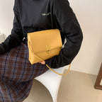 レトロバッグシンプルコーデしやすい