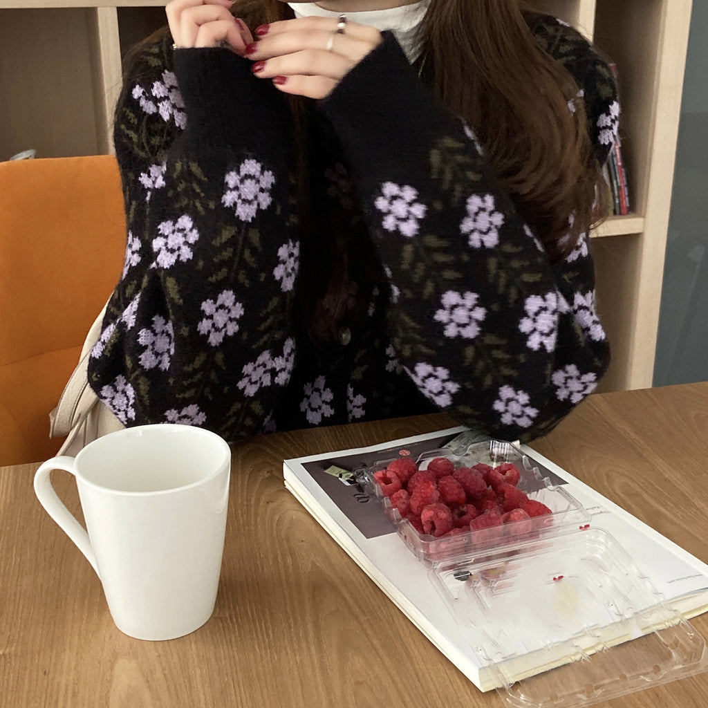 優しい雰囲気花柄ファッションボタン付きニットセーター合わせやすいアウター