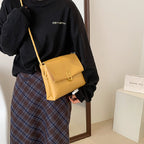 レトロバッグシンプルコーデしやすい