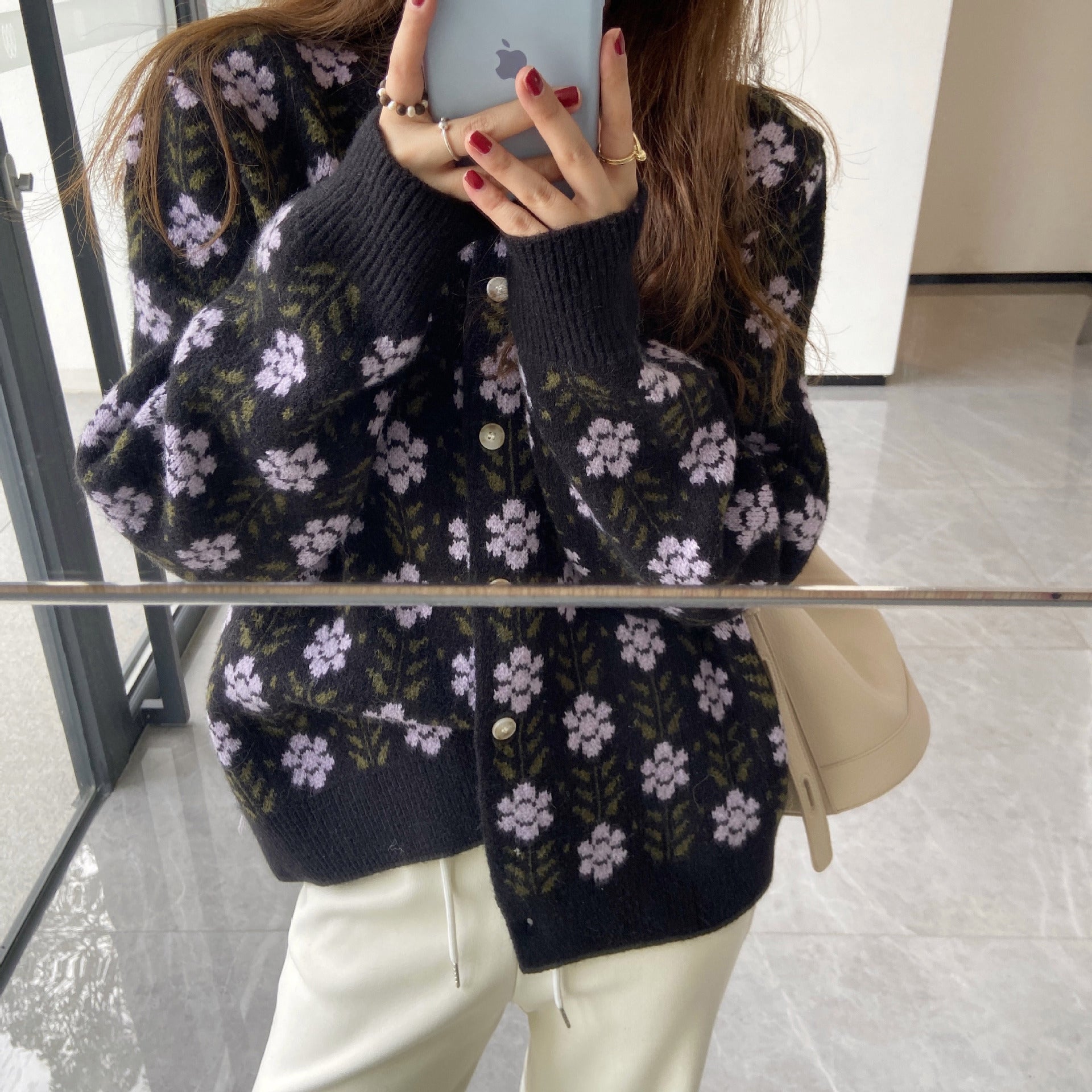 優しい雰囲気花柄ファッションボタン付きニットセーター合わせやすいアウター