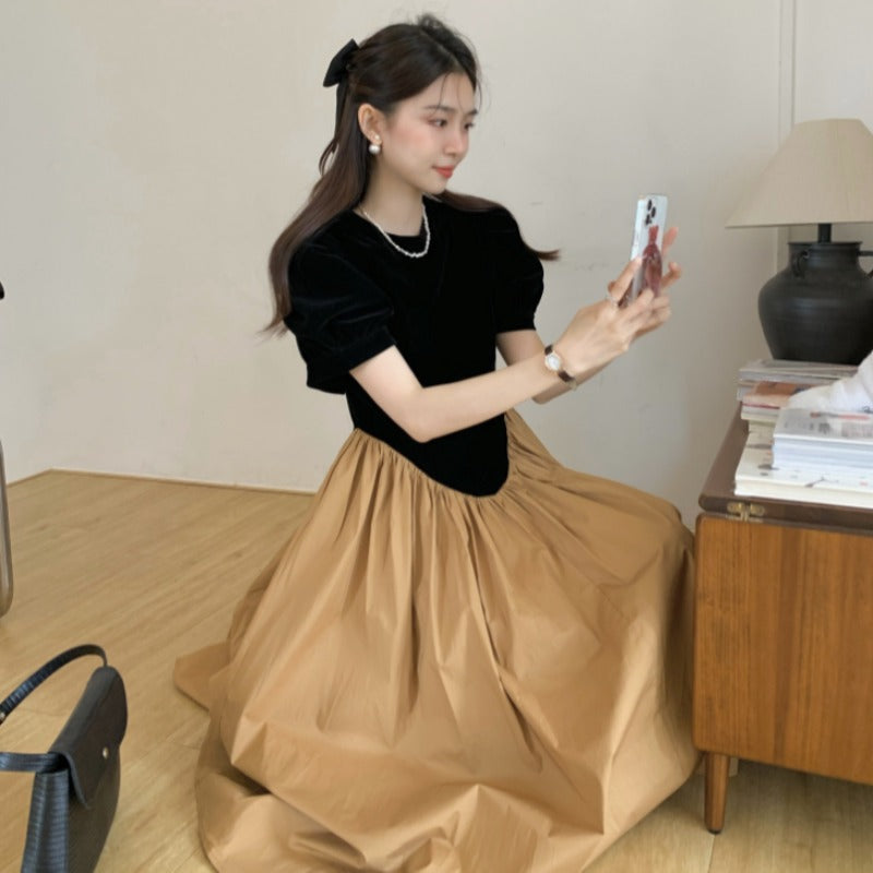 人気沸騰韓国風ファッション配色切り替えデザインスタイルパフスリーブロングデートワンピース