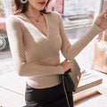 美人度アップ秋冬セクシーⅤネックスリム無地ニットトップス