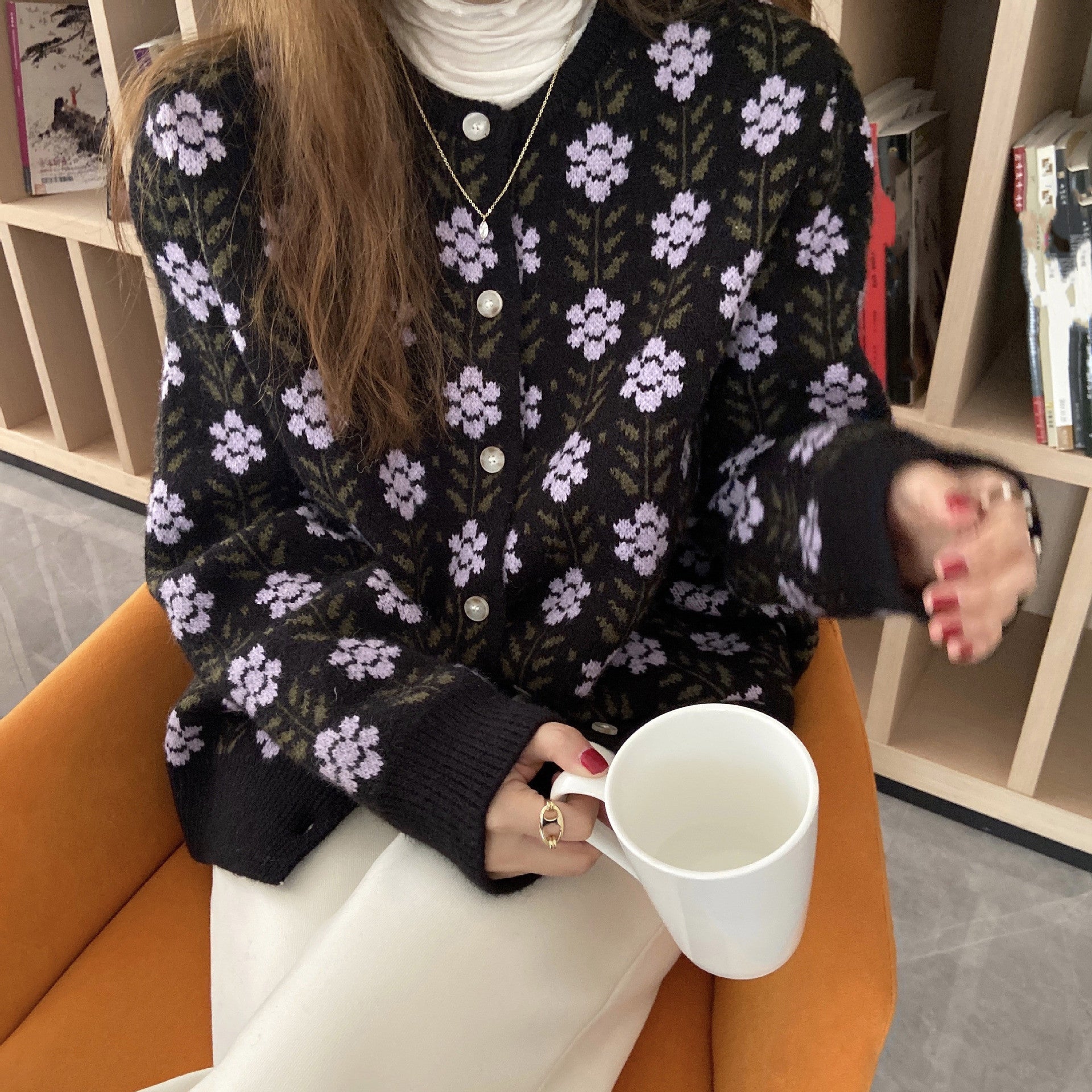優しい雰囲気花柄ファッションボタン付きニットセーター合わせやすいアウター