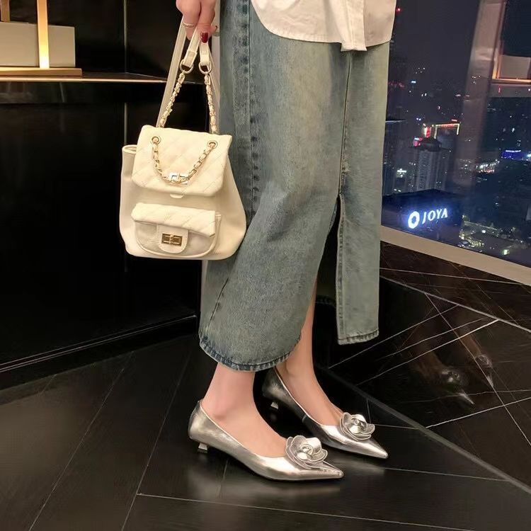 花飾りローヒールパンプスシューズ